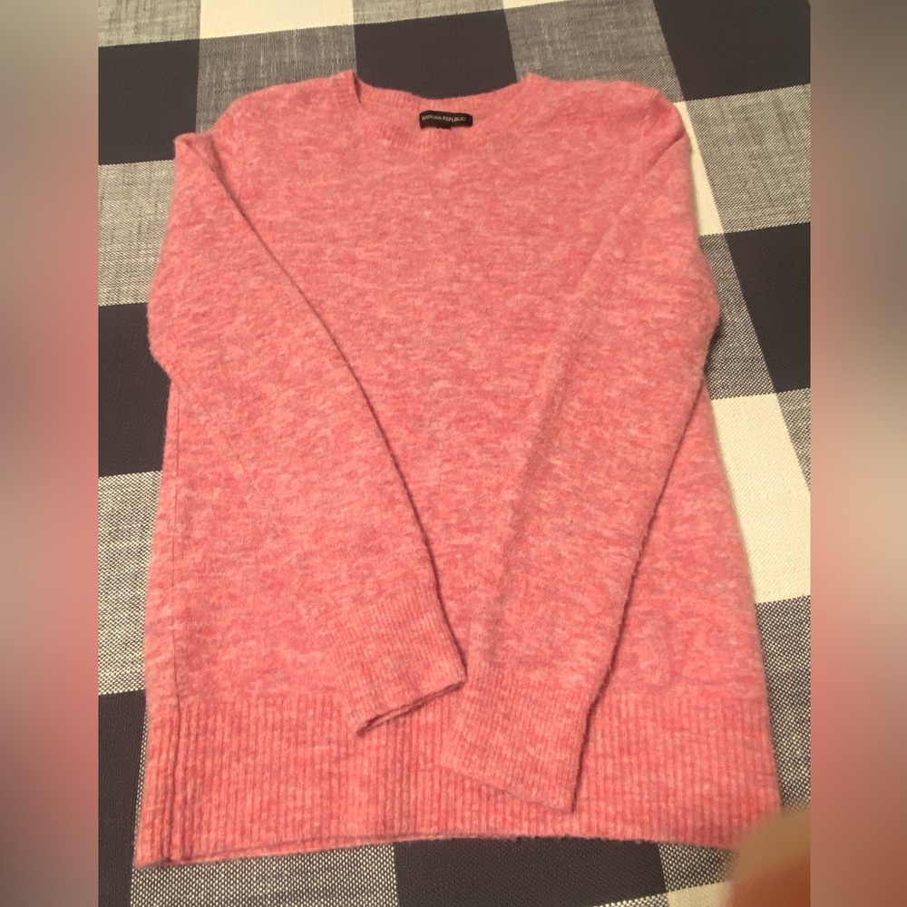 Banana Republic Wool Sweater PINK size SMALL EUC